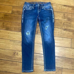 Rock revival skinny jeans